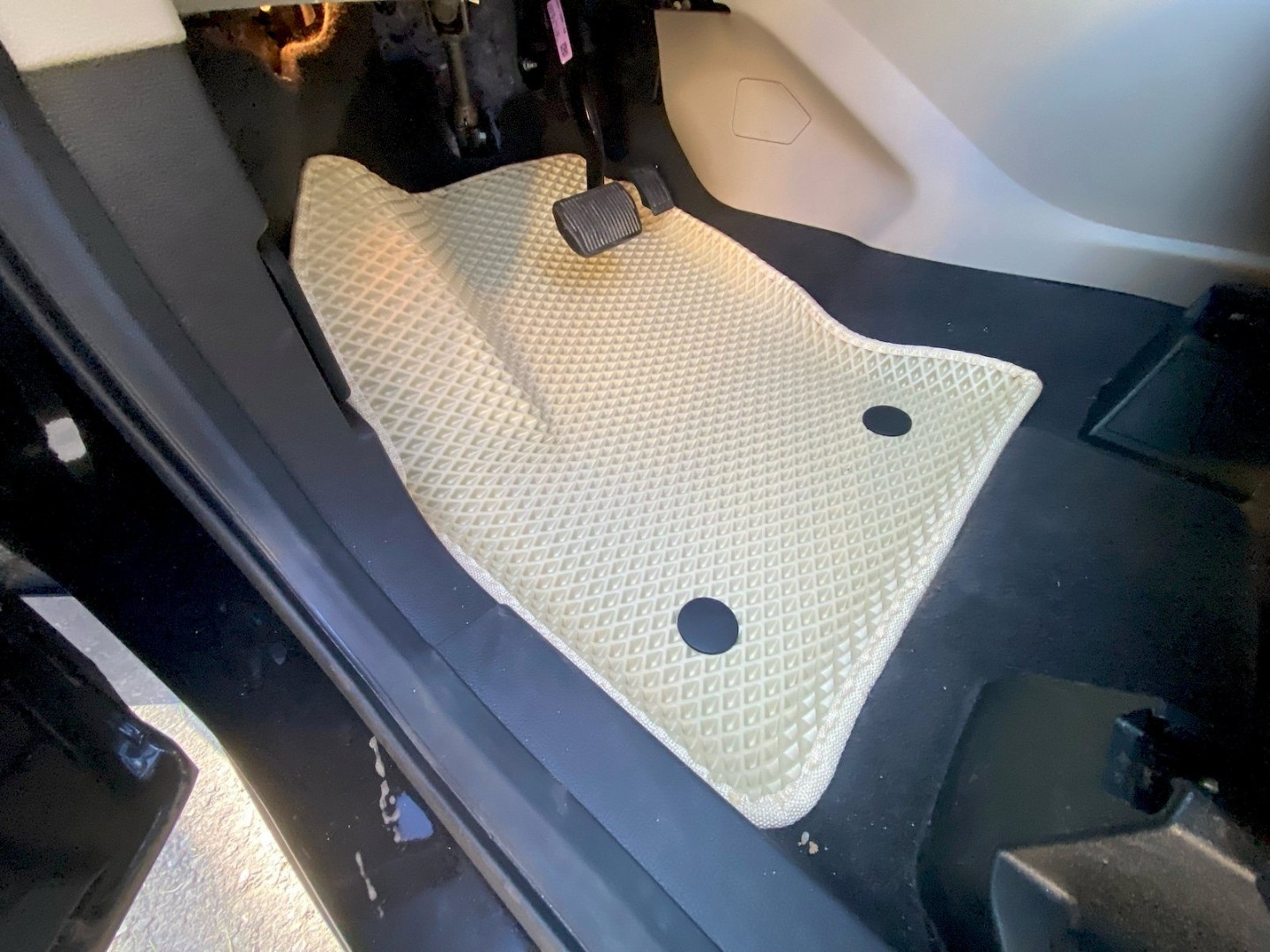 EVA автоковрики для Ford Escape III рестайлинг 2015-2019 — J2Z_gb66EDc resized